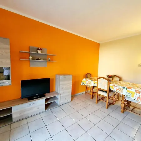 Beach Apartment Cannobio Lägenhet
