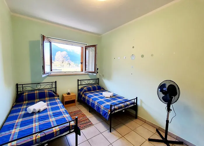 Διαμέρισμα Beach Apartment Cannobio
